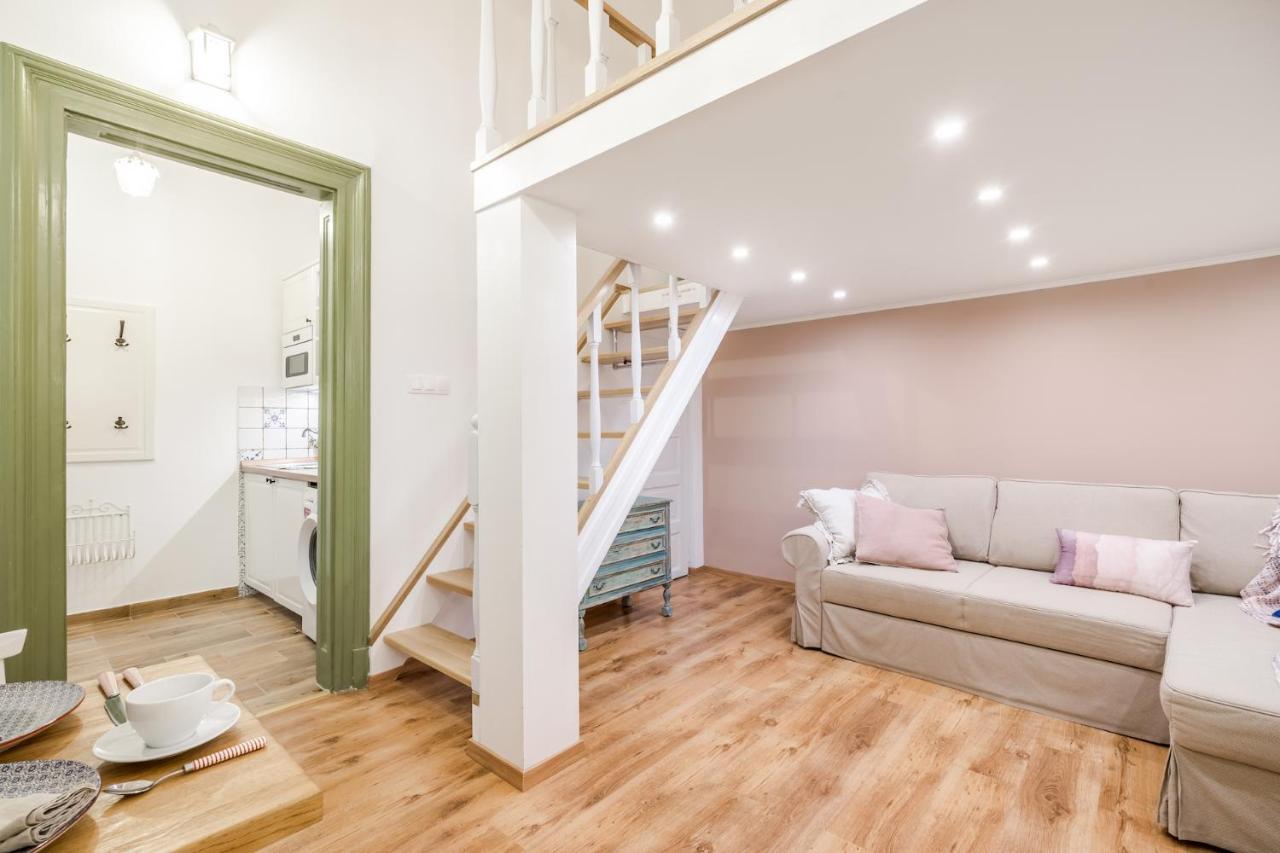 Apartment Provence - Citycenter, Tv, Washer, Coffee-tea *